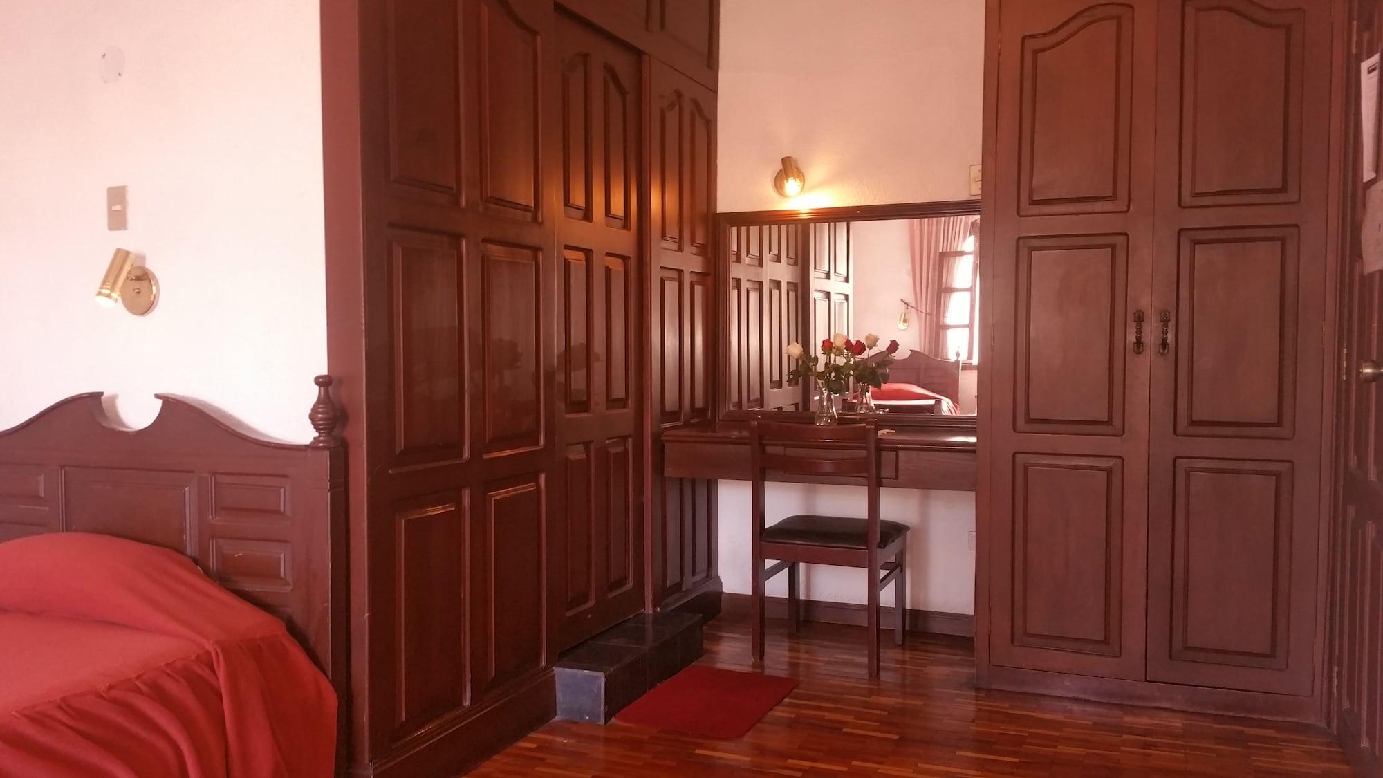 Huasi Continental Quito