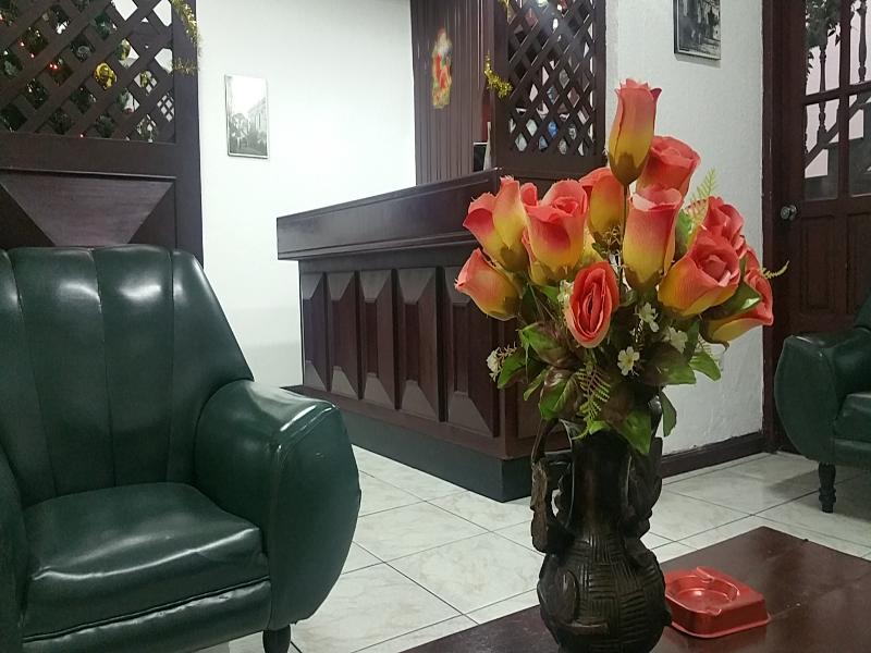 Huasi Continental Hotel Quito